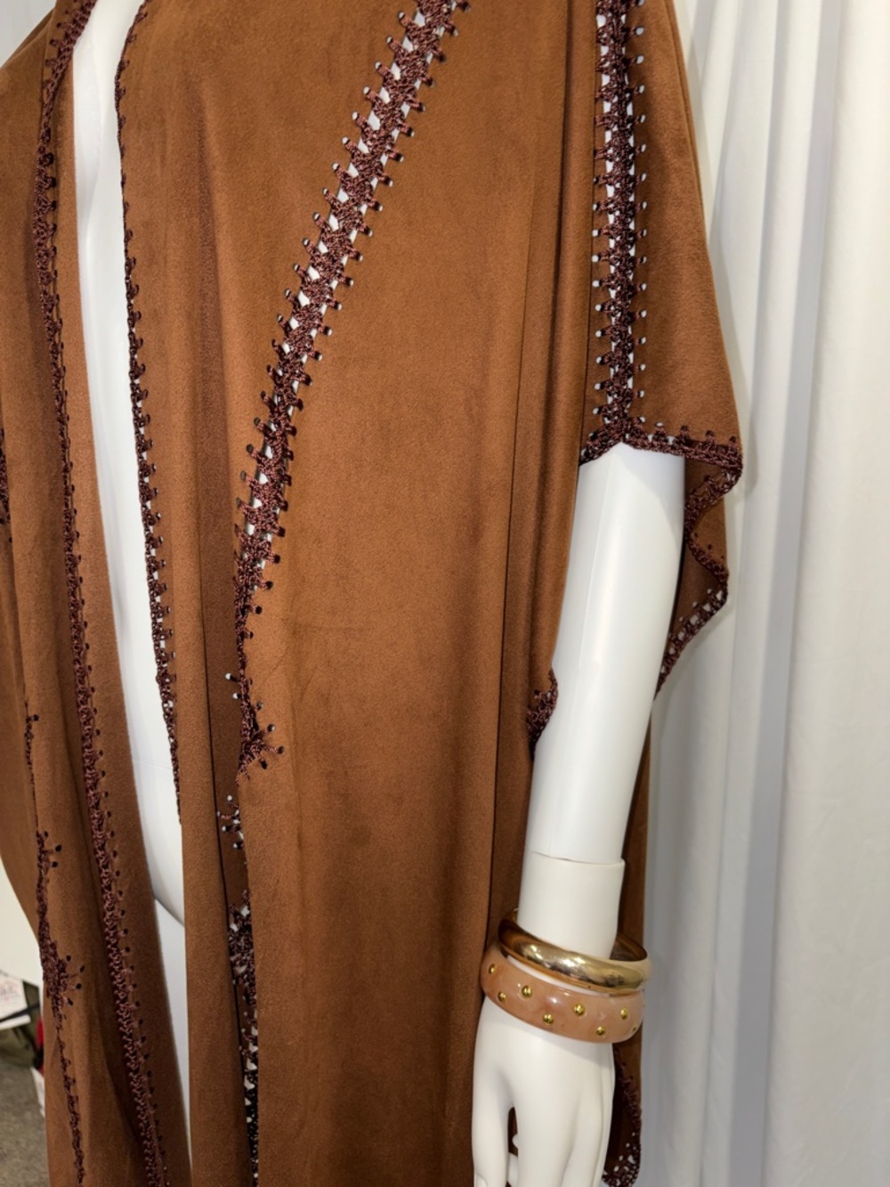 Women's Brown Crochet-Trim Suede Poncho Kaftan - Picture 3 of 3
